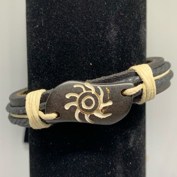 (U1) Tribal Sun Bracelet - Picture 2 of 4